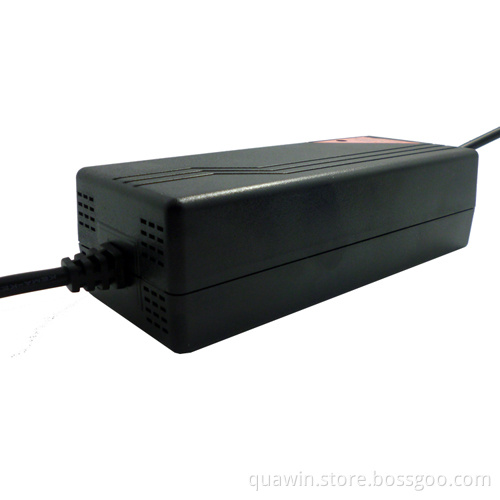Lead Acid Rechargeable Battery Charger 12V 8A